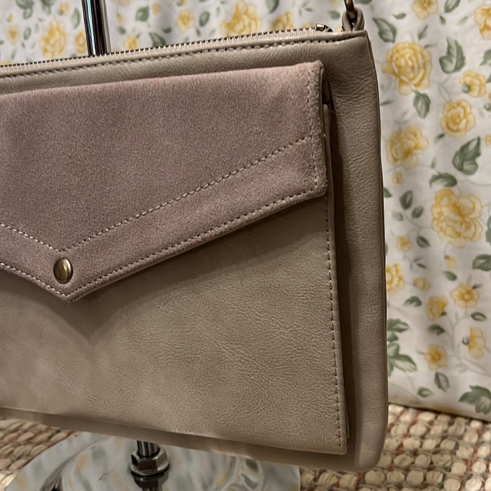 Street Level Handbag - Picture 4 of 11